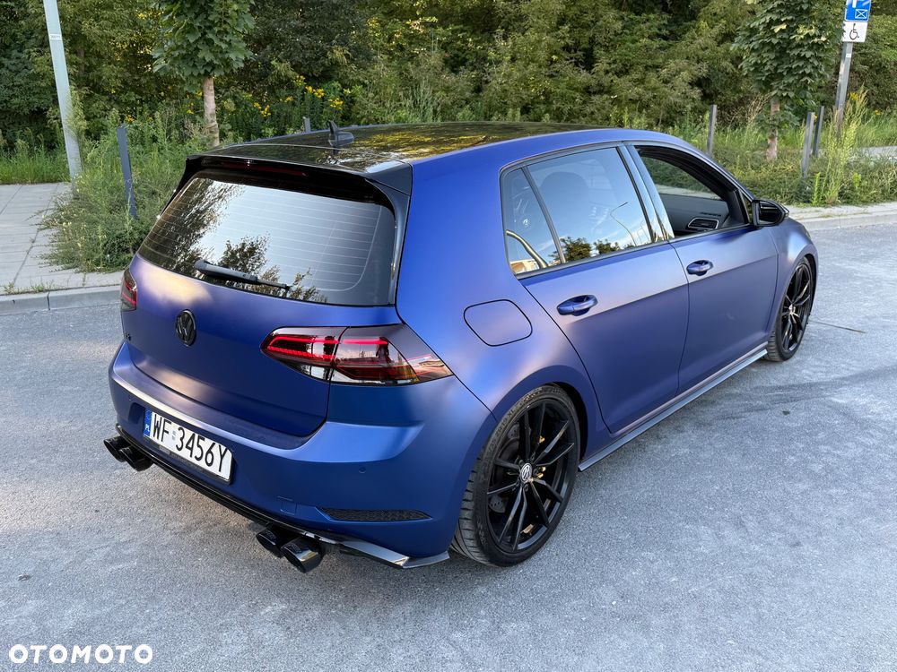 Volkswagen Golf - 6