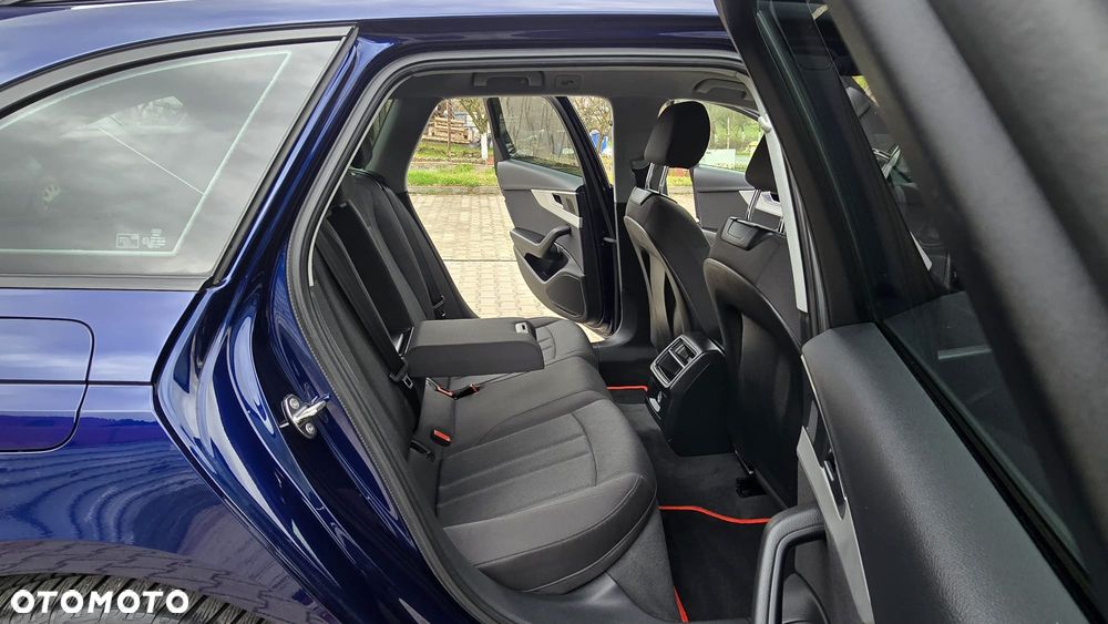 Audi A4 Avant 2.0 TDI Sport S tronic - 13