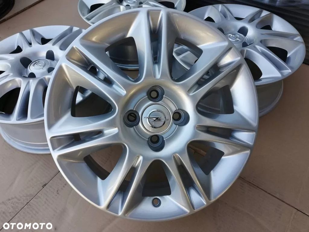 OPEL ADAM CARL CORSA FIAT PUNTO 16' - 1