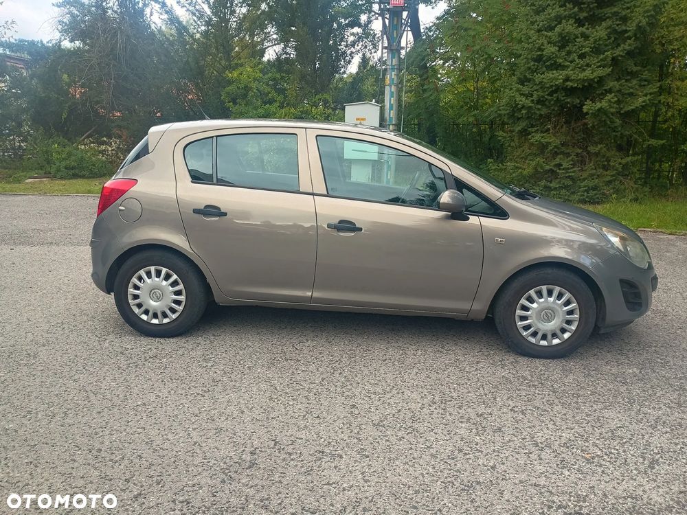 Opel Corsa 1.4 T Color Edition S&S - 4
