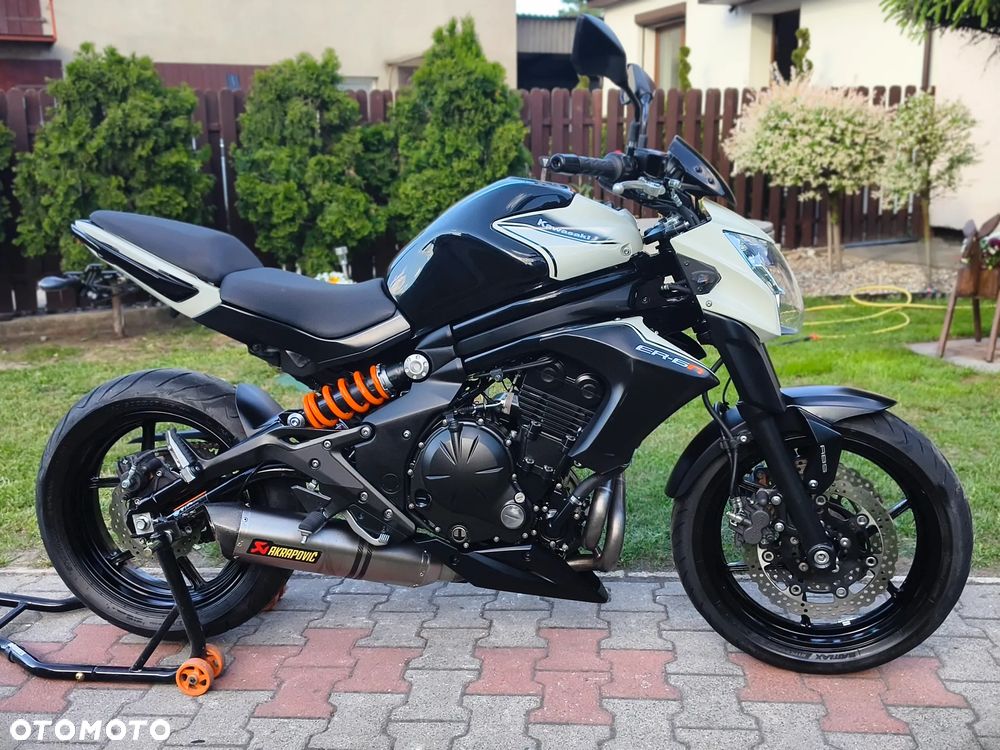 Kawasaki ER - 2