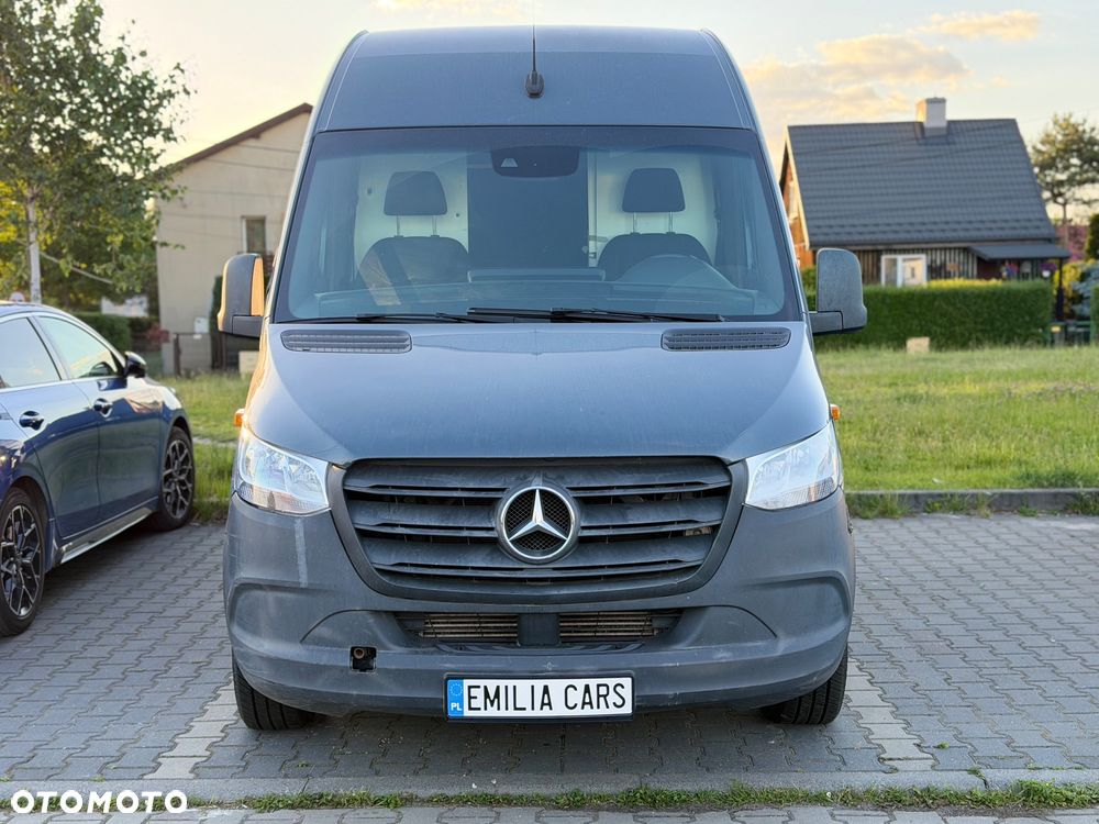 Mercedes-Benz Sprinter - 8