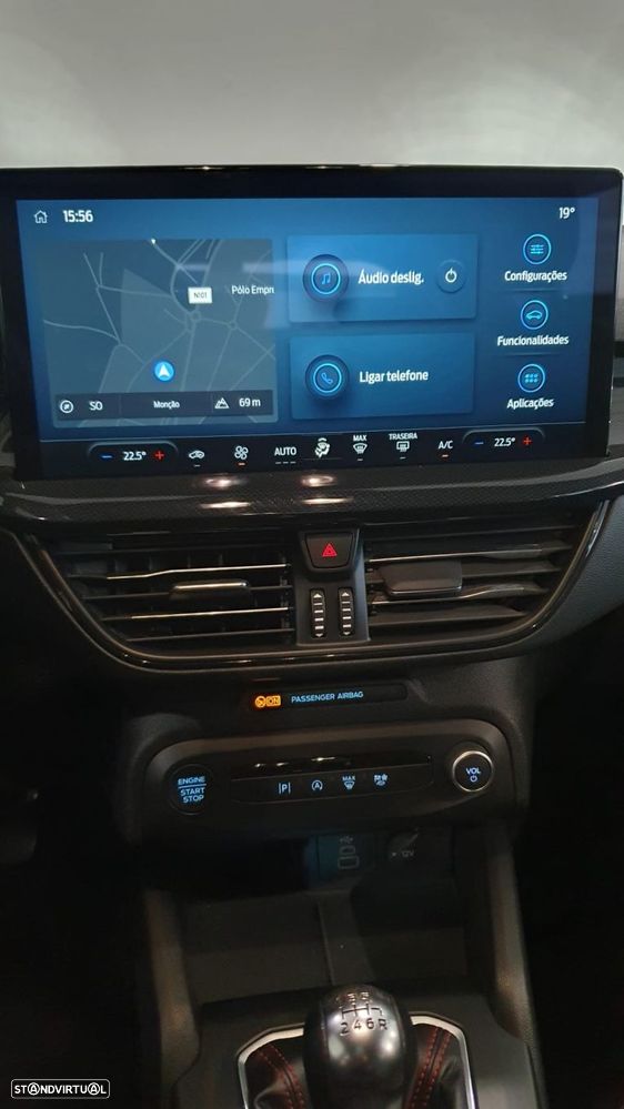 Ford Focus 1.0 EcoBoost MHEV ST-Line X - 11