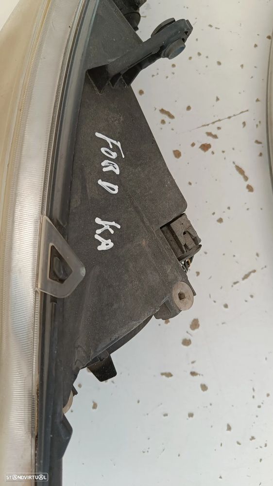 Farol óptica Ford Ka 2010 - 4