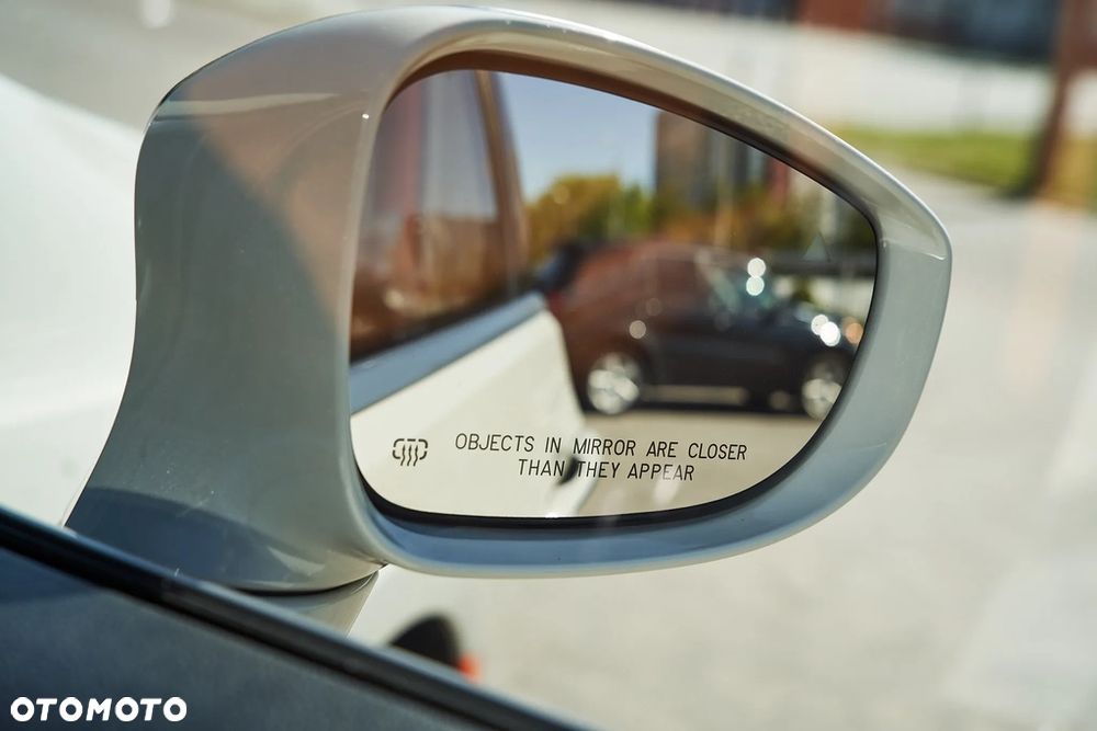 Chrysler Pacifica - 14