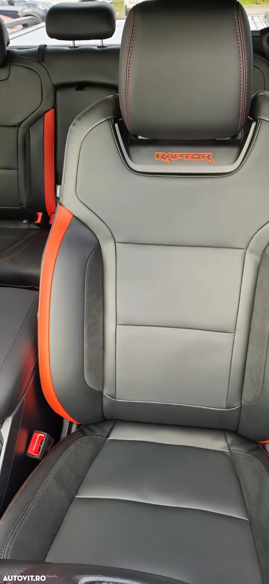 Ford Ranger Pick-Up 3.0 EcoBoost 288 CP 4x4 Cabina Dubla Raptor Aut. - 12