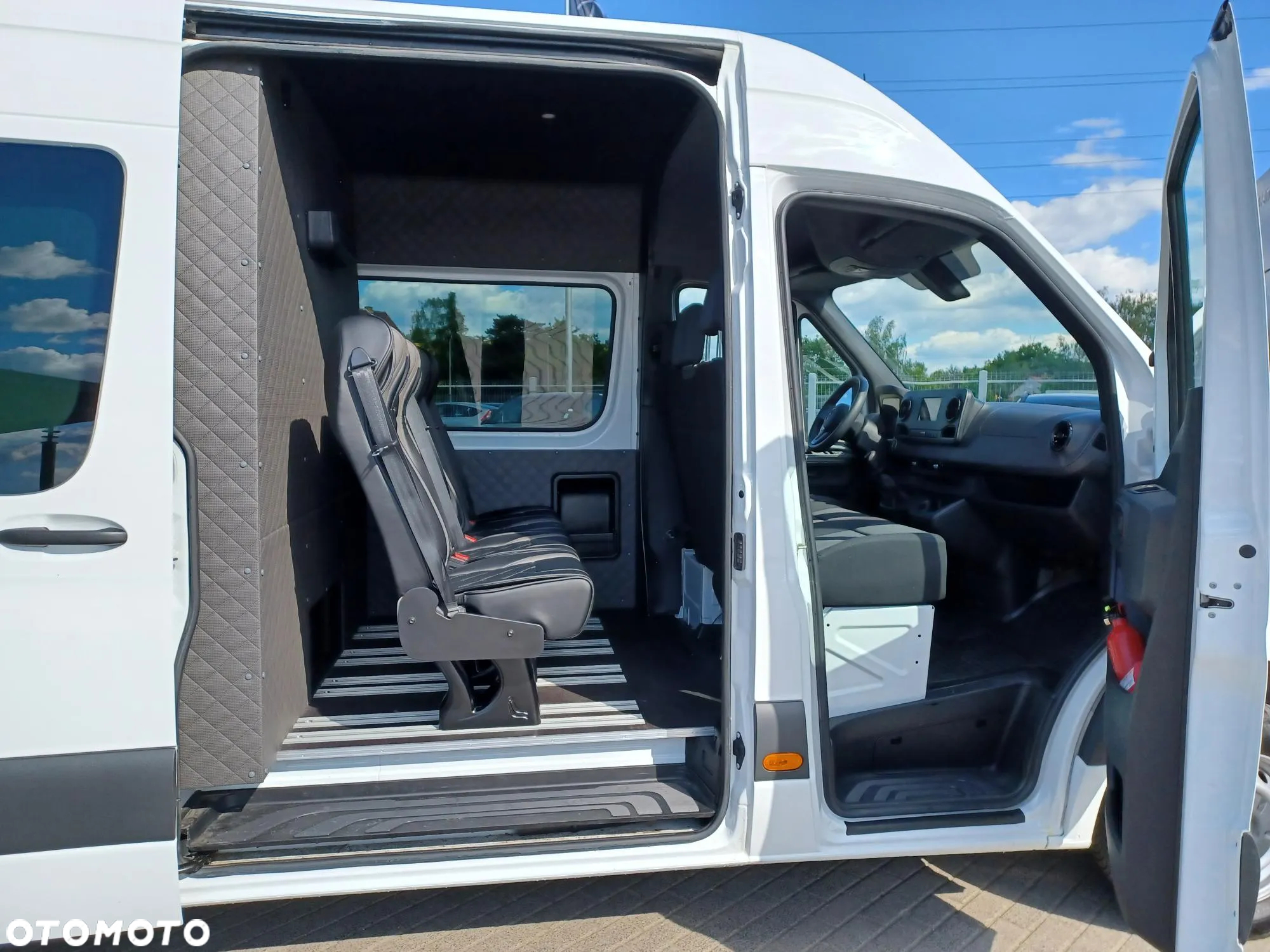Mercedes-Benz Sprinter 315 - 12