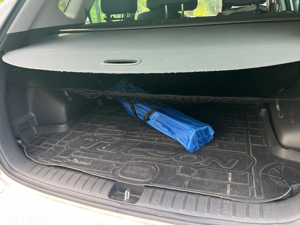 Hyundai Tucson 1.6 GDI BlueDrive GO 2WD - 12
