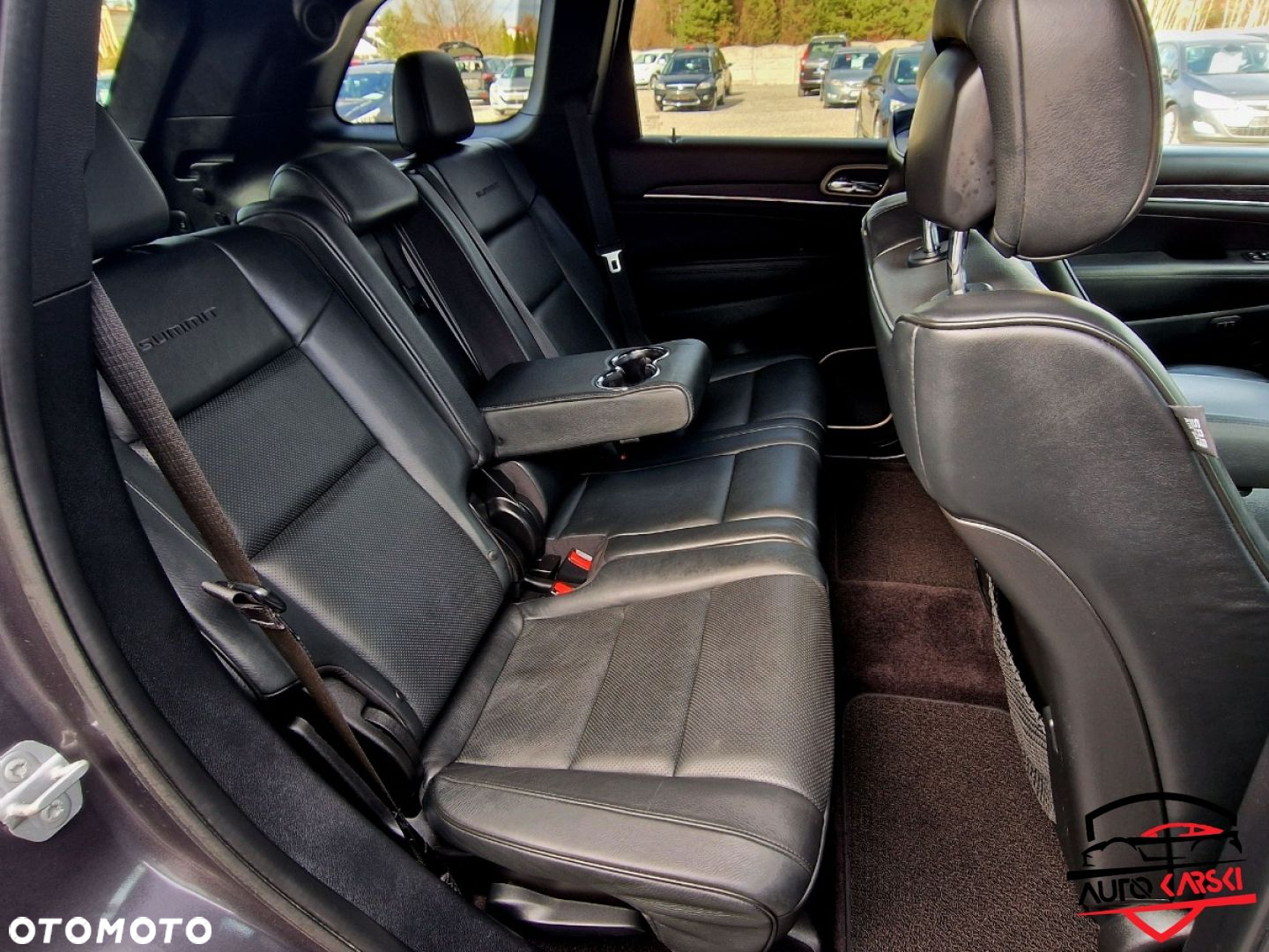 Jeep Grand Cherokee - 24