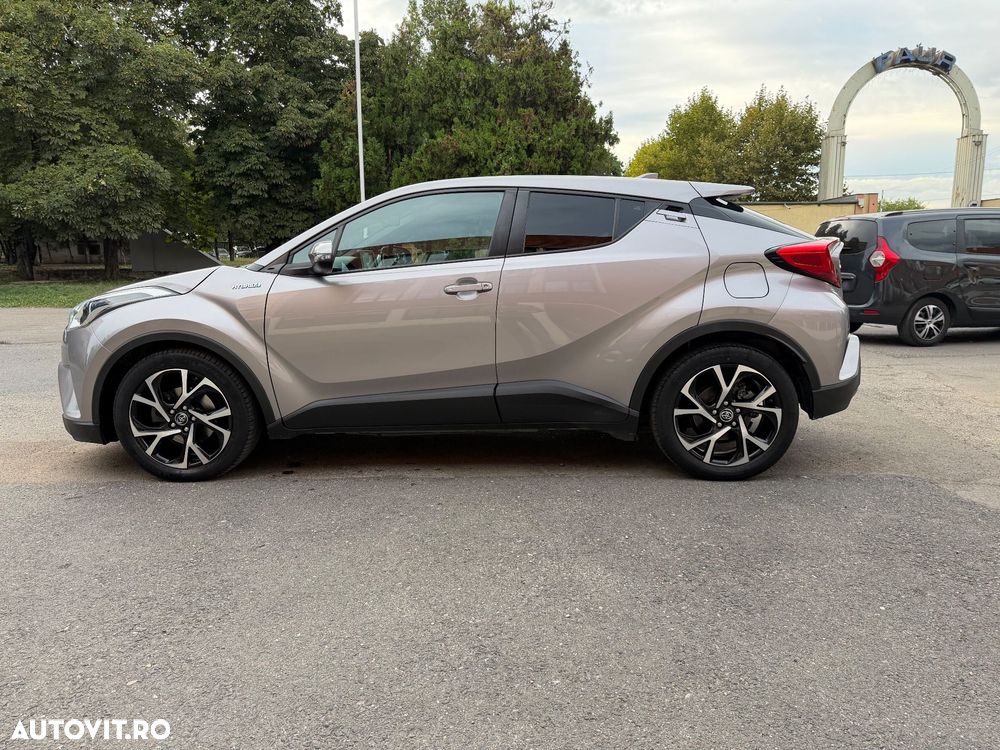 Toyota C-HR - 6