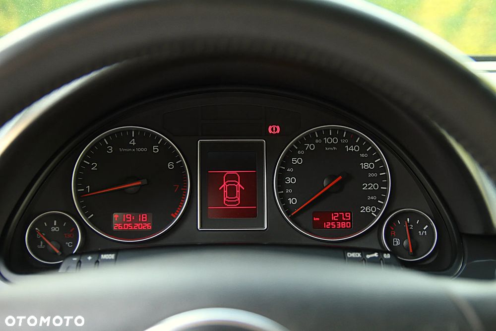 Audi A4 Limousine - 22