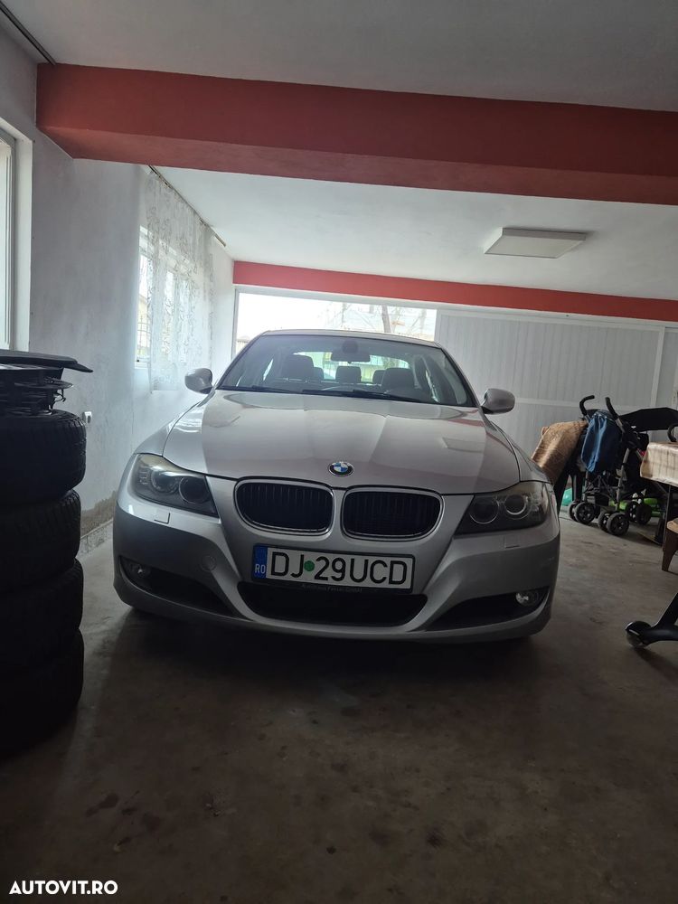 BMW Seria 3 318d - 5