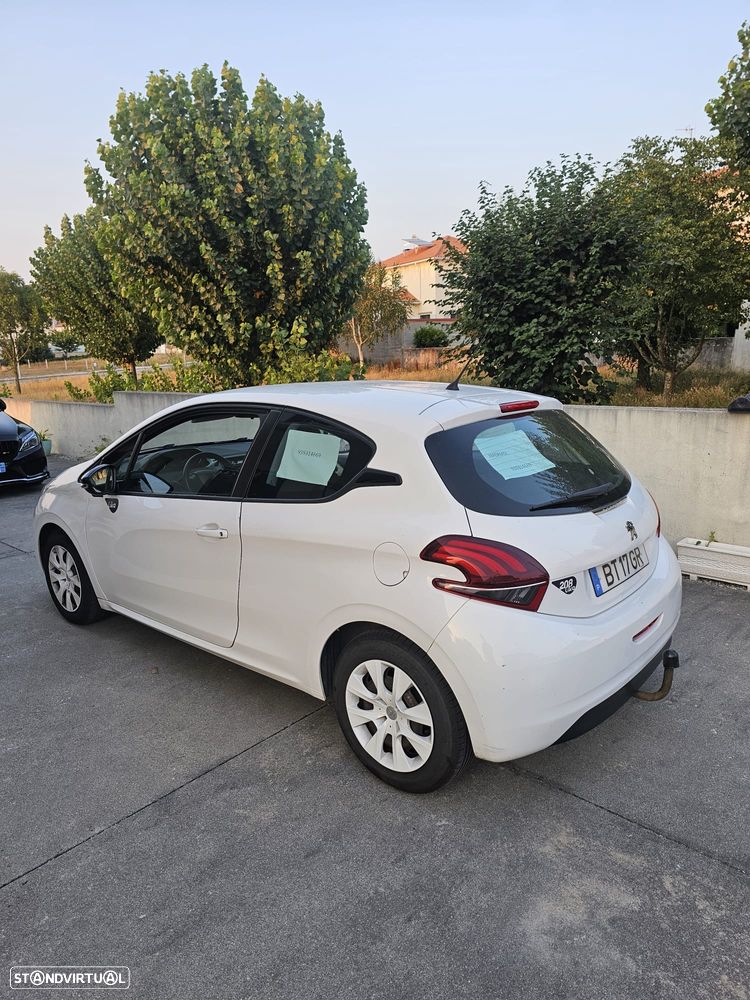 Peugeot 208 PureTech 68 Like - 3