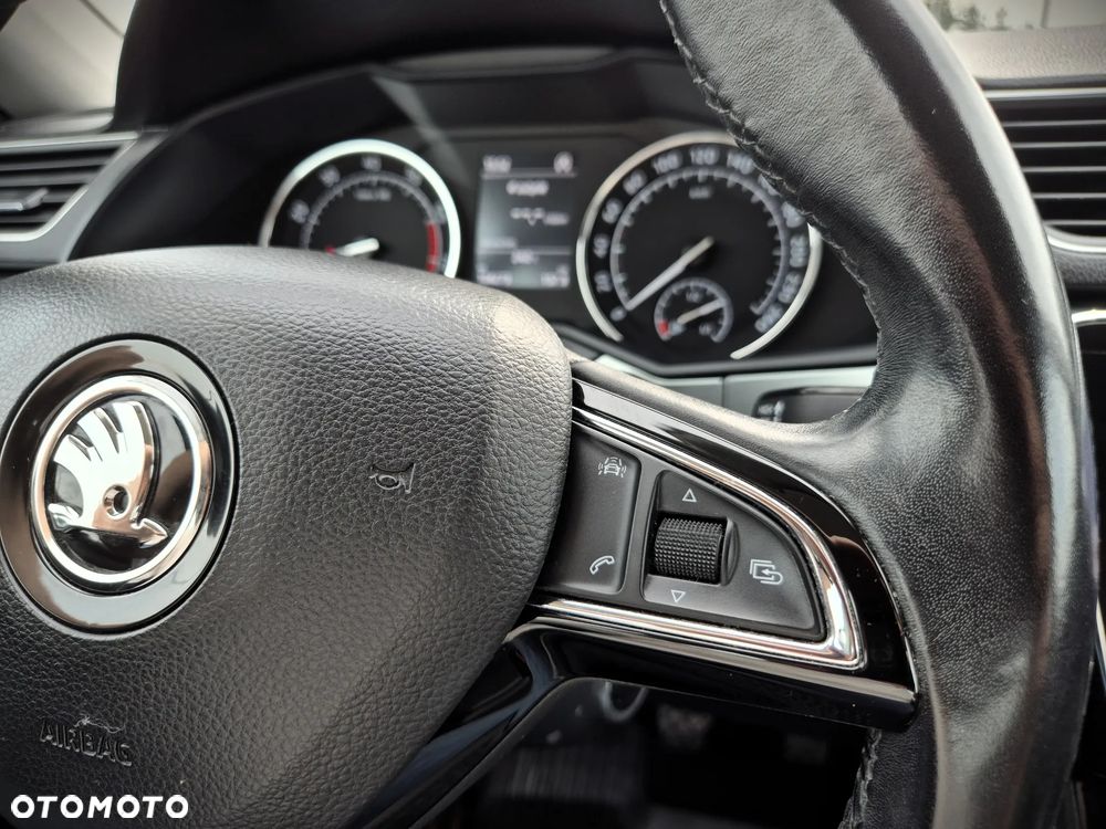 Skoda Superb 1.8 TSI Ambition - 30