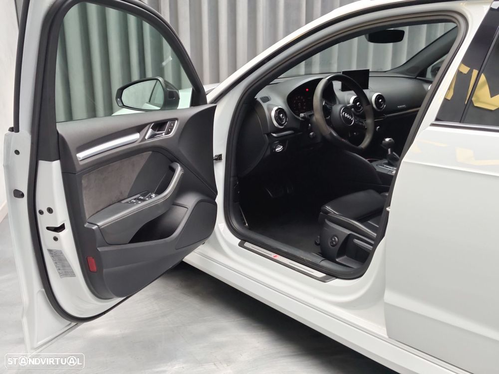 Audi RS3 Sportback 2.5 TFSI quattro S tronic - 8