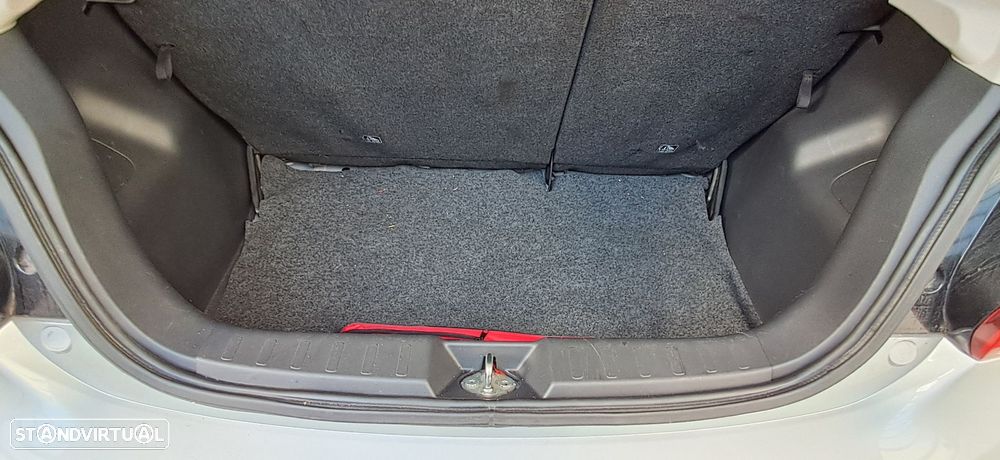 Mitsubishi Space Star 1.2 Intense - 11