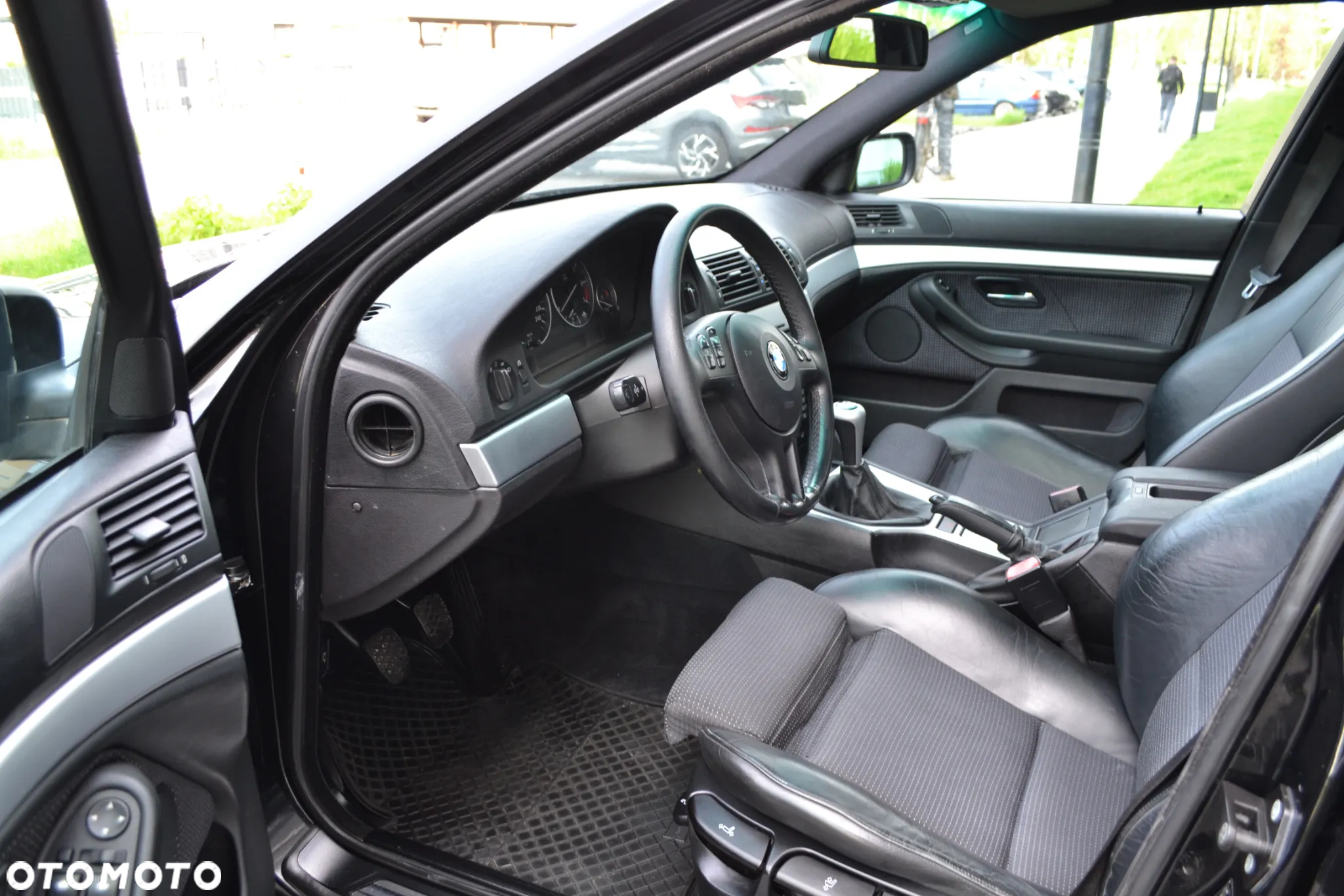 BMW Seria 5 525i - 16