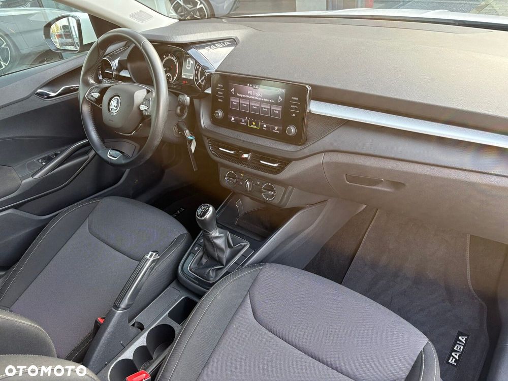 Skoda Fabia 1.0 Ambition - 16