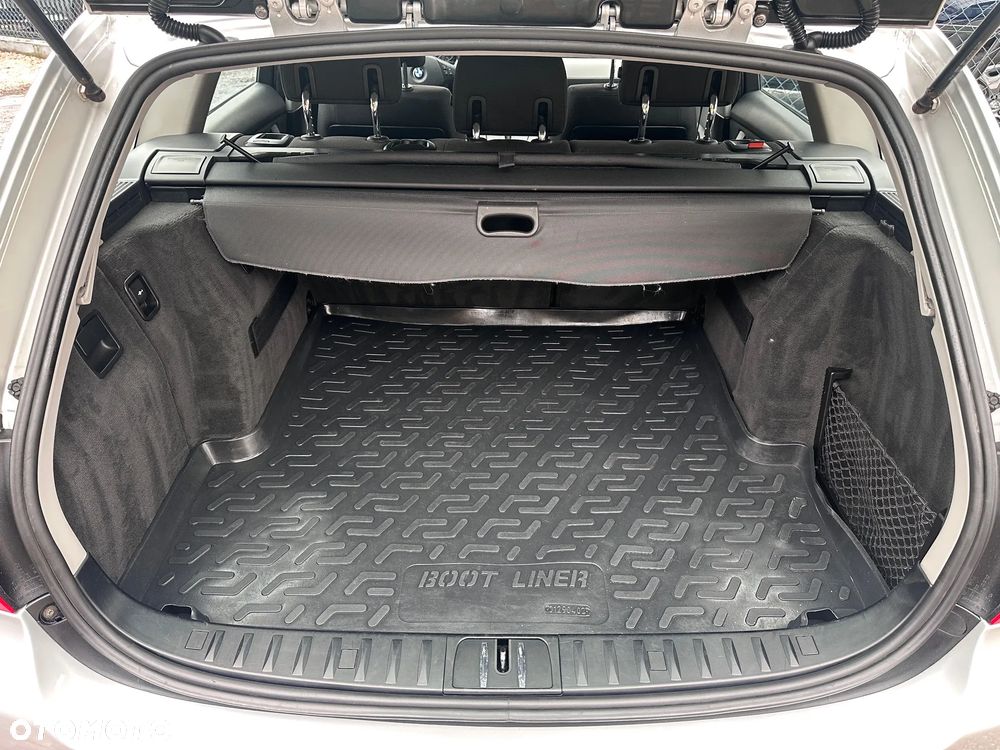 BMW Seria 3 318d DPF - 9