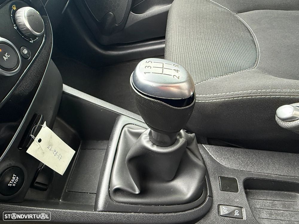 Renault Clio 1.5 dCi Zen - 28