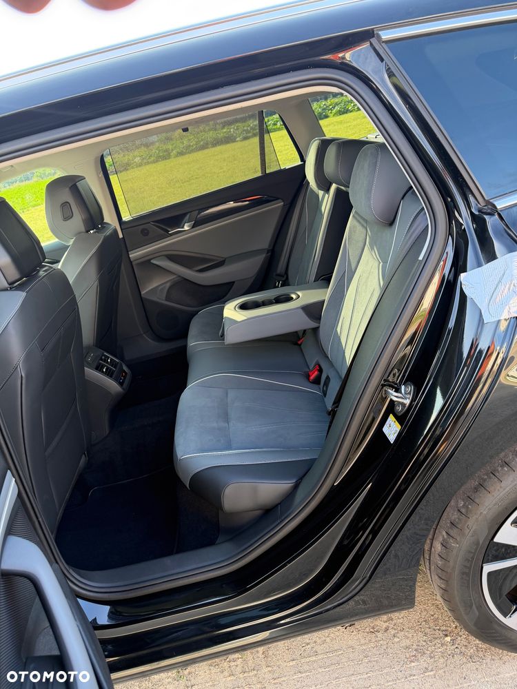 Volkswagen Passat Variant 1.5 TSI OPF DSG Business - 16