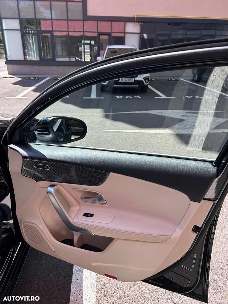 Mercedes-Benz A 200 4MATIC Aut. - 9