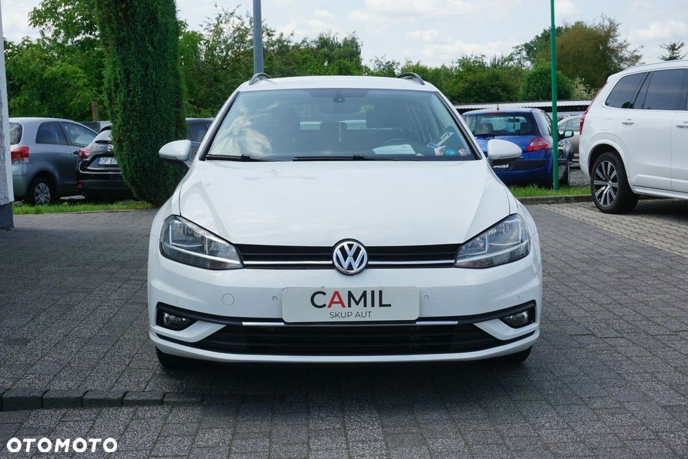 Volkswagen Golf - 2