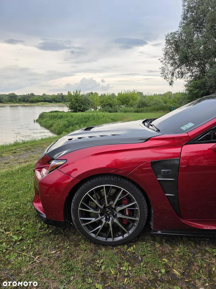 Lexus RC F Carbon - 2