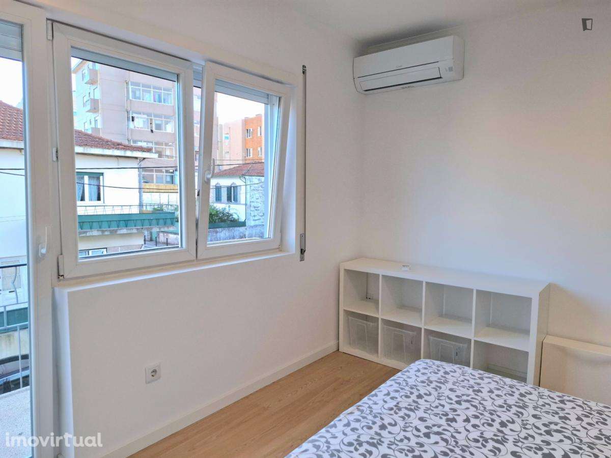 Quarto - localizado em Rio Tinto Porto - Grande imagem: 3/32