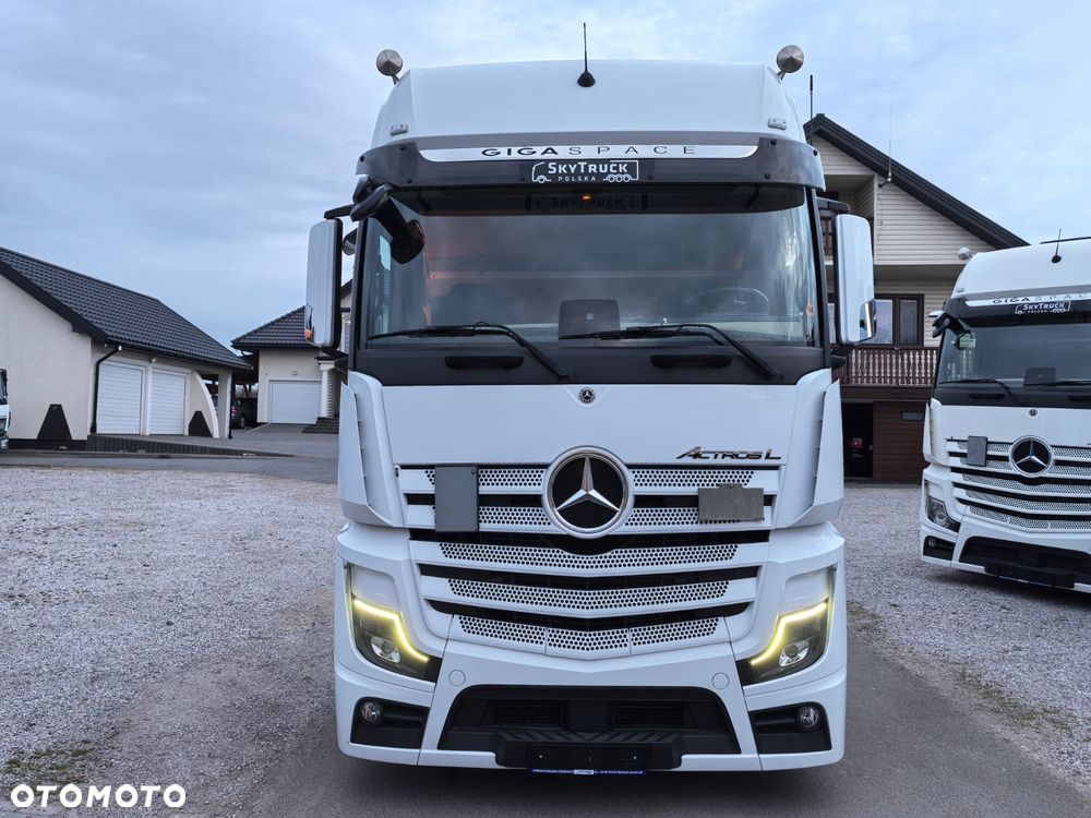 Mercedes-Benz Actros L 1851 LSnRL * Olejowy Retarder * GigaSpace * 2 zbiorniki * LED * - 2