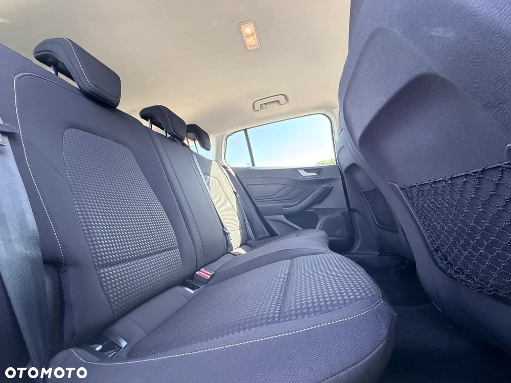 Ford Focus 1.5 EcoBlue Connected - 23