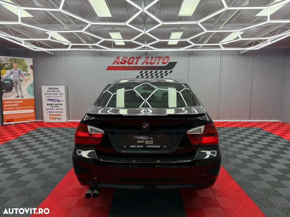 BMW Seria 3 320d Touring - 6