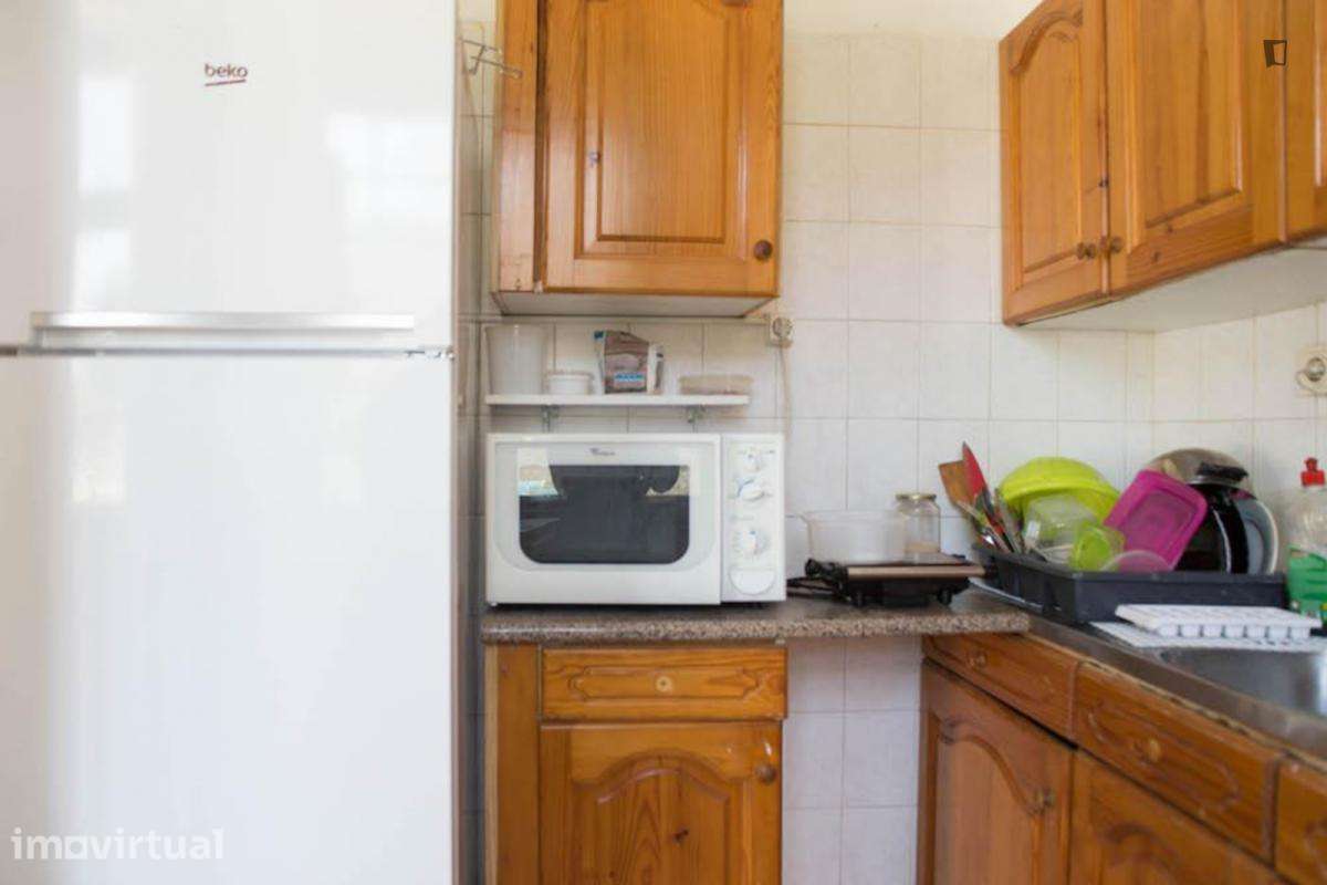Quarto - localizado em Cedofeita Porto - Grande imagem: 4/29