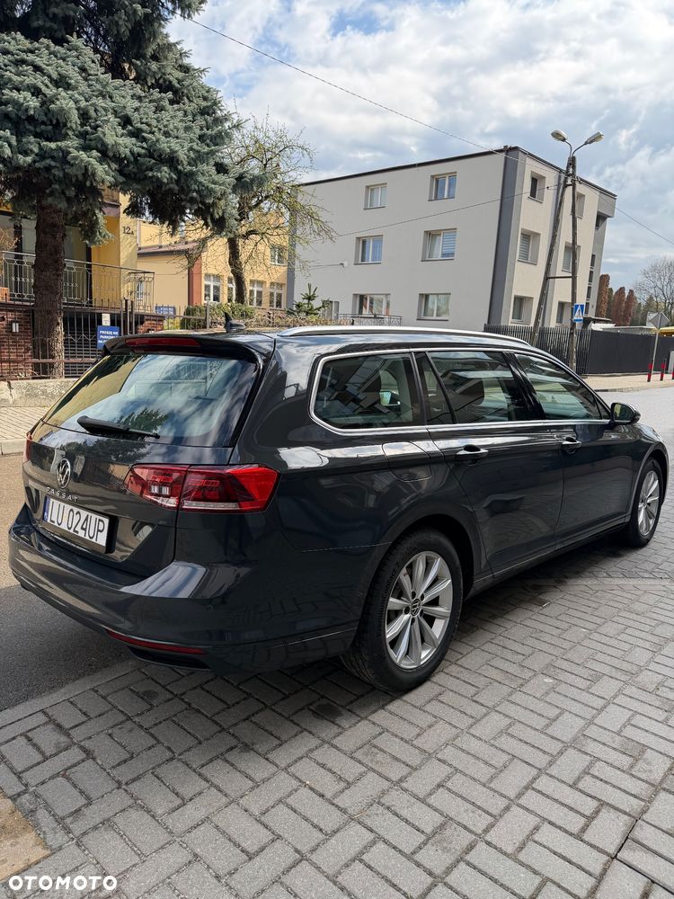 Volkswagen Passat 2.0 TDI Business DSG - 7