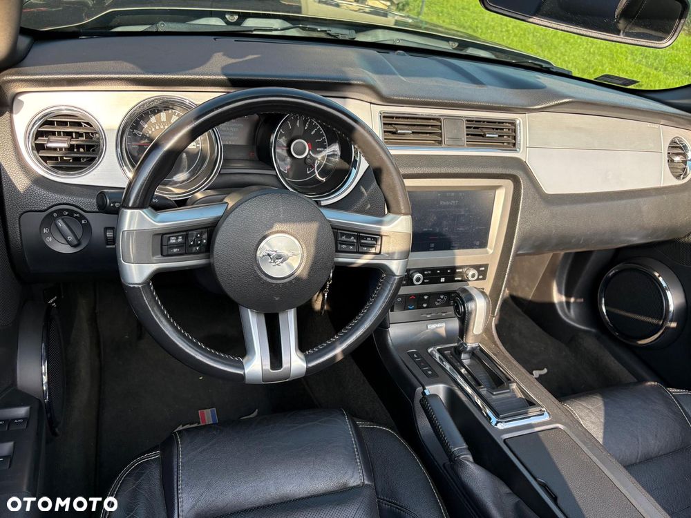 Ford Mustang 3.7 V6 Premium - 15