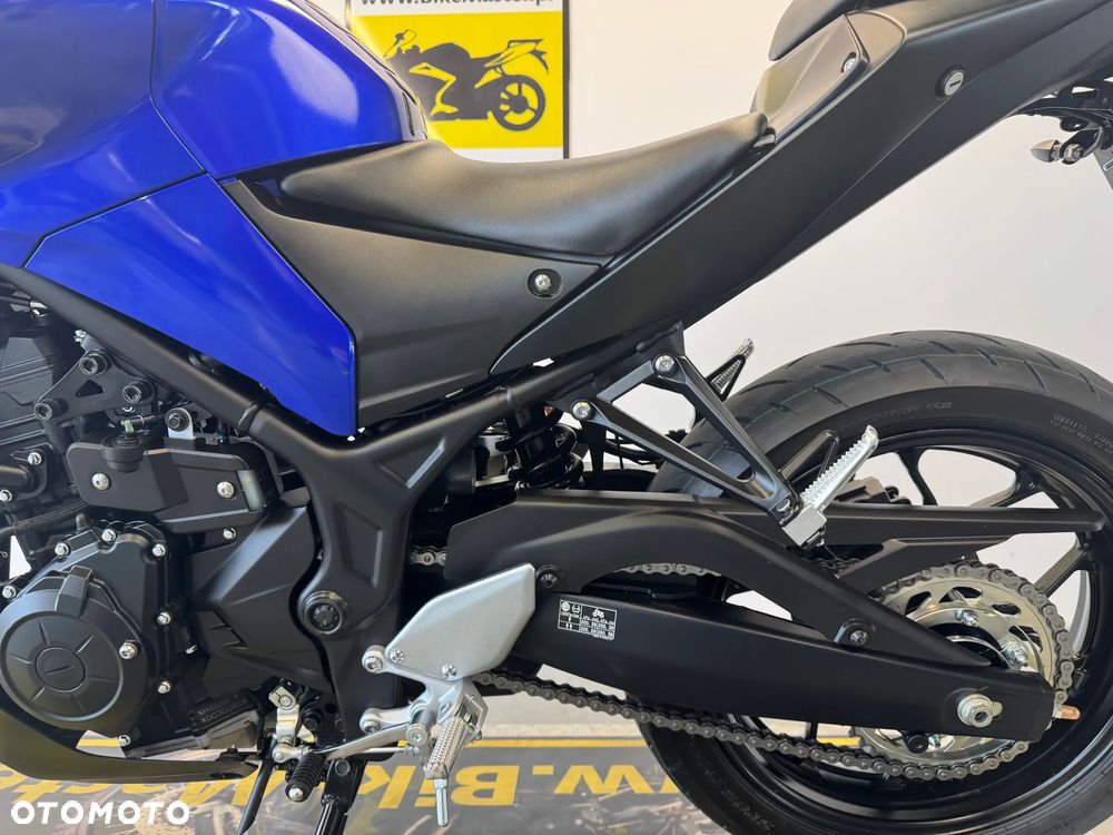 Yamaha MT - 24