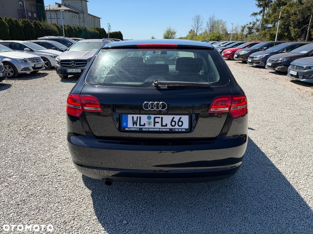 Audi A3 Sportback 1.6 Ambition - 5