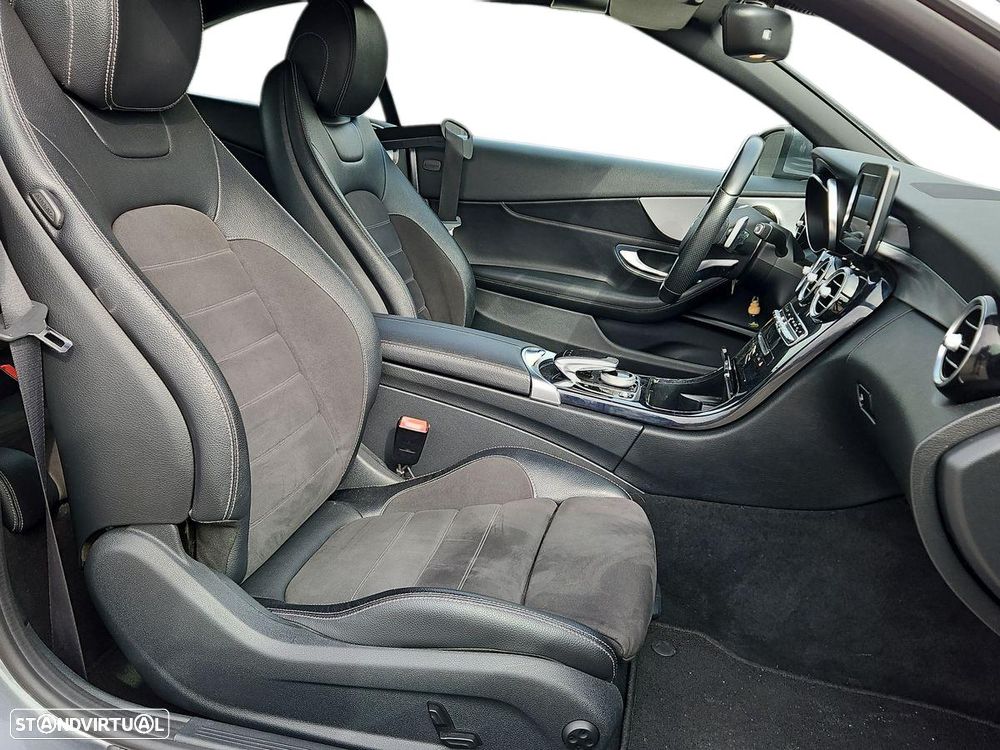 Mercedes-Benz C 220 d Cabrio 4Matic 9G-Tronic AMG Line - 18