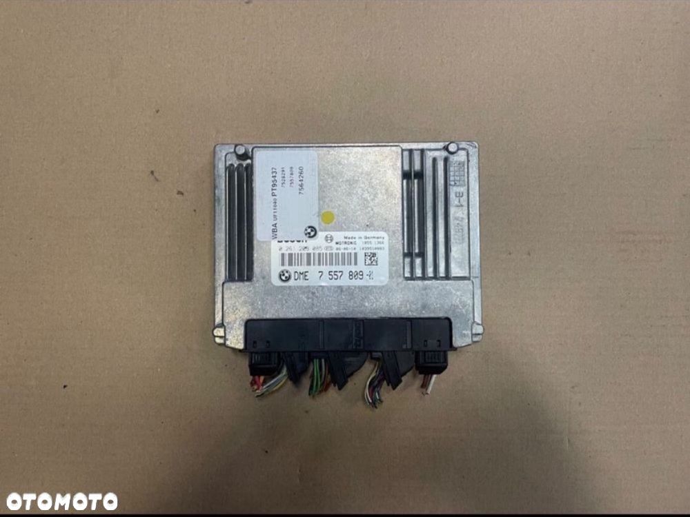 7557809 DME komputer sterownik silnika bmw 1 e87