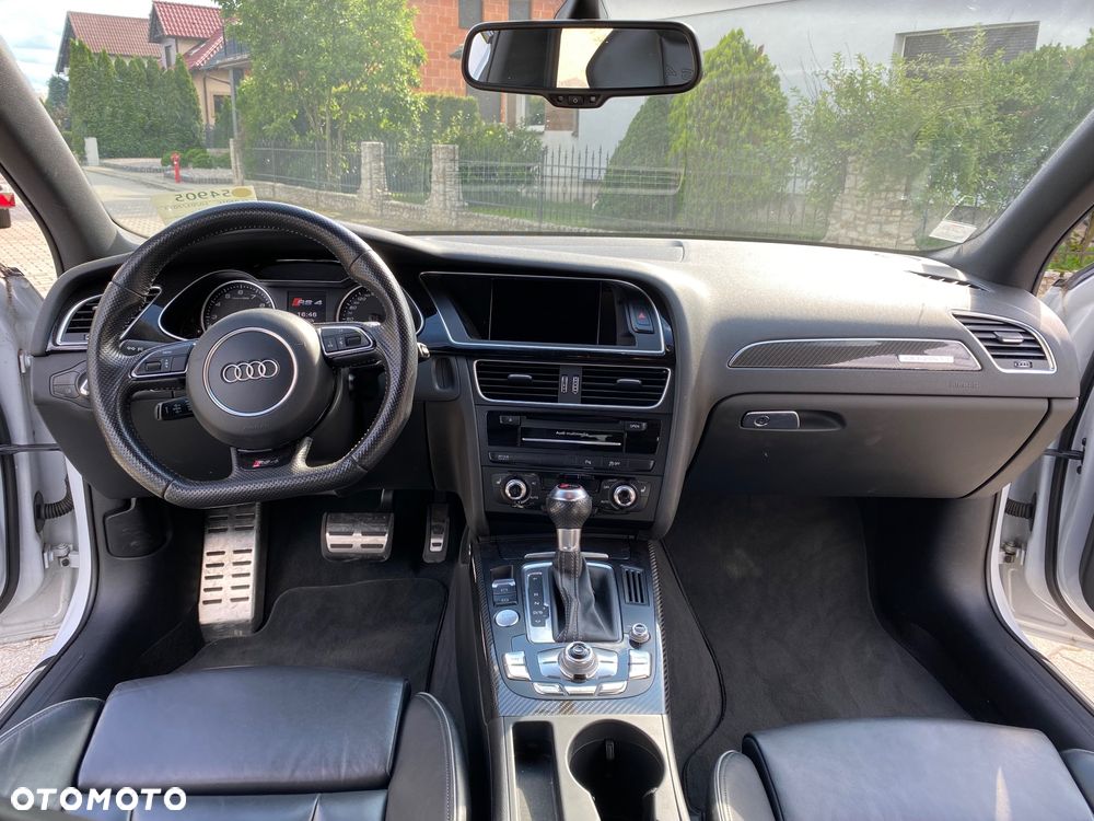 Audi RS4 Avant Avant S tronic - 12