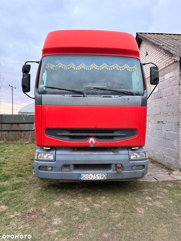 Renault Premium - 1