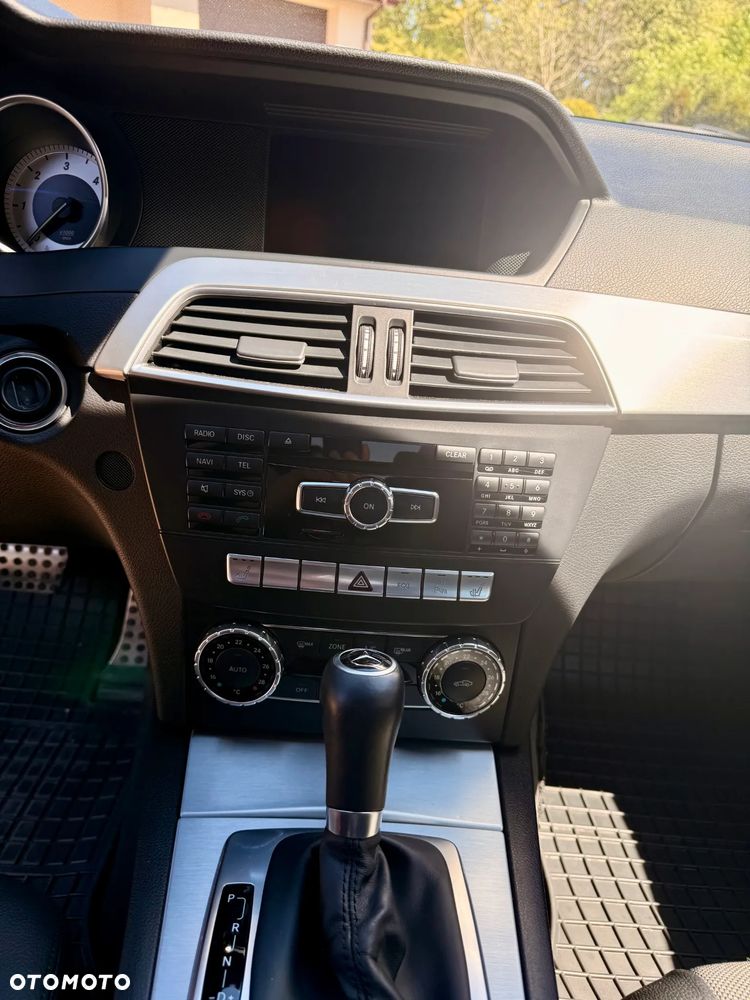 Mercedes-Benz Klasa C 250 CDI BlueEff Sport - 19