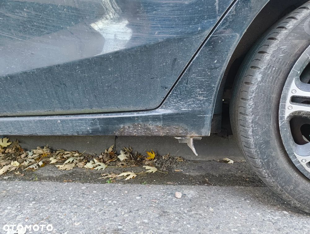 Mazda 2 1.3 Exclusive - 8