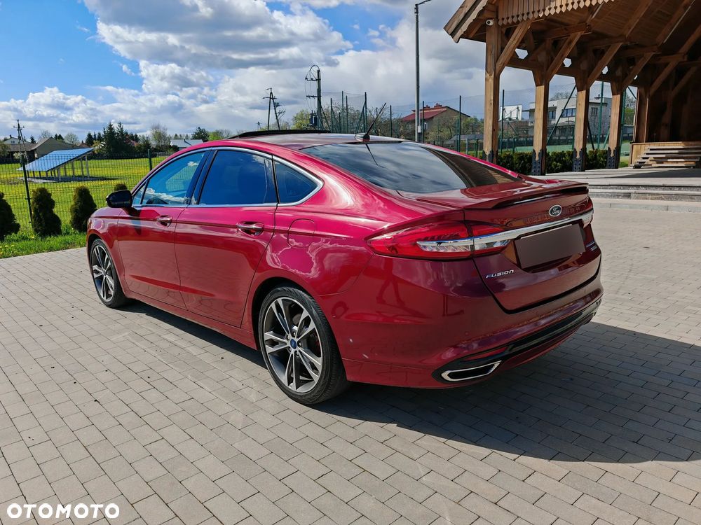 Ford Fusion - 15