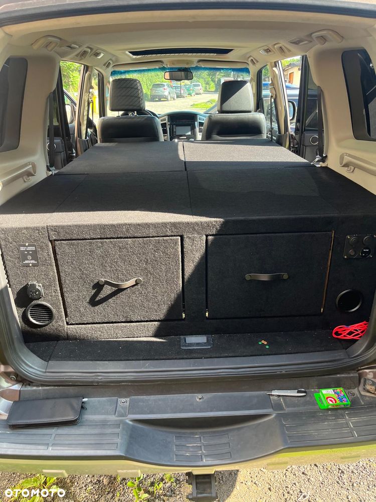Mitsubishi Pajero - 18
