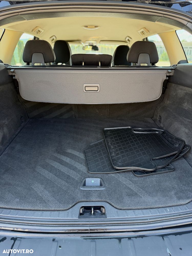 Volvo XC 60 - 22
