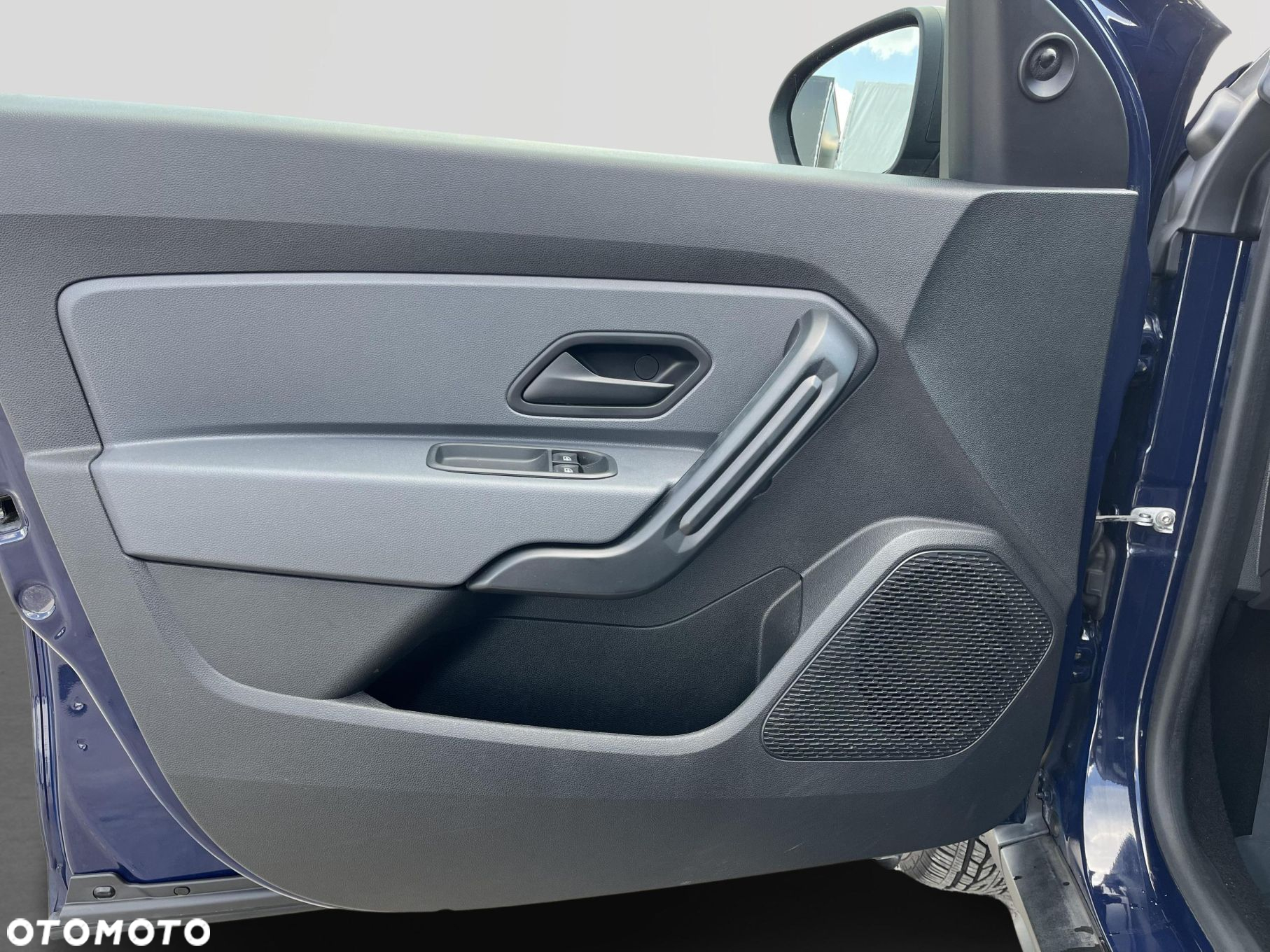 Dacia Duster 1.6 SCe Essential - 10
