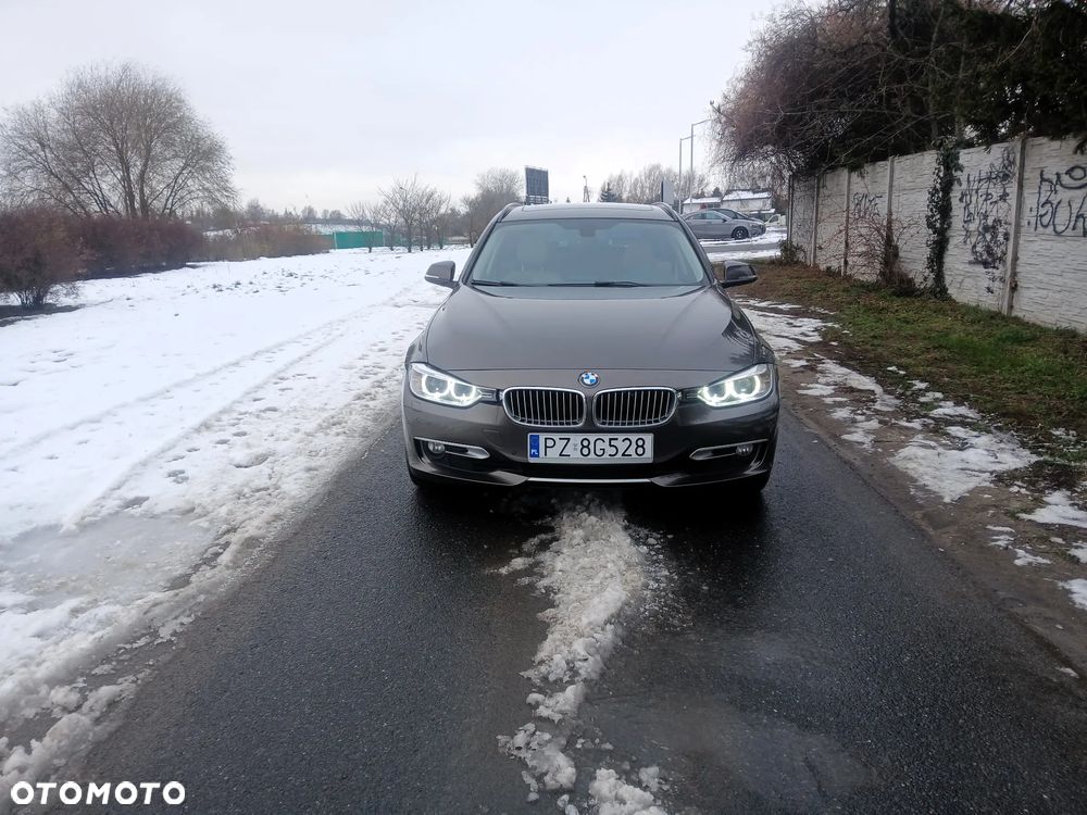 BMW Seria 3 320i Modern Line - 9