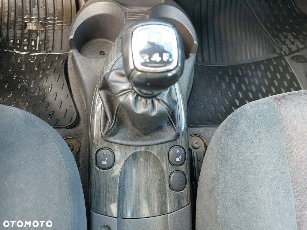 Ford Focus - 19