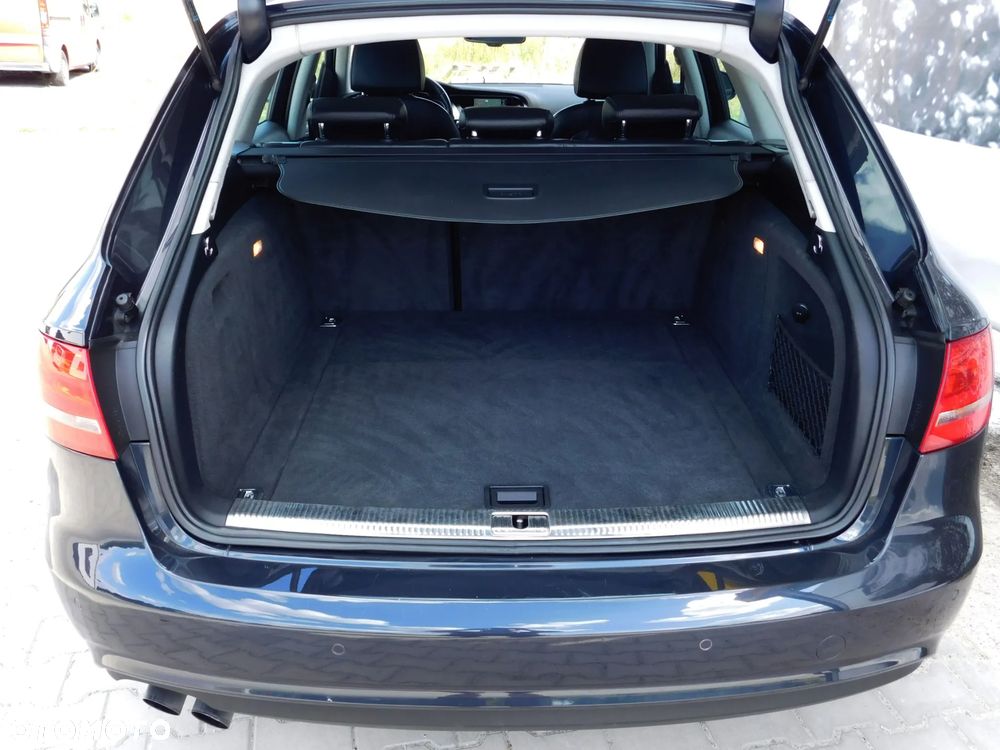 Audi A4 Avant - 6